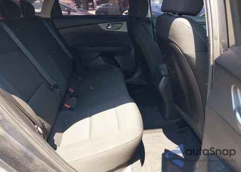 2021 Kia Forte Fe from USA, damaged, VIN 3KPF24AD1ME394649